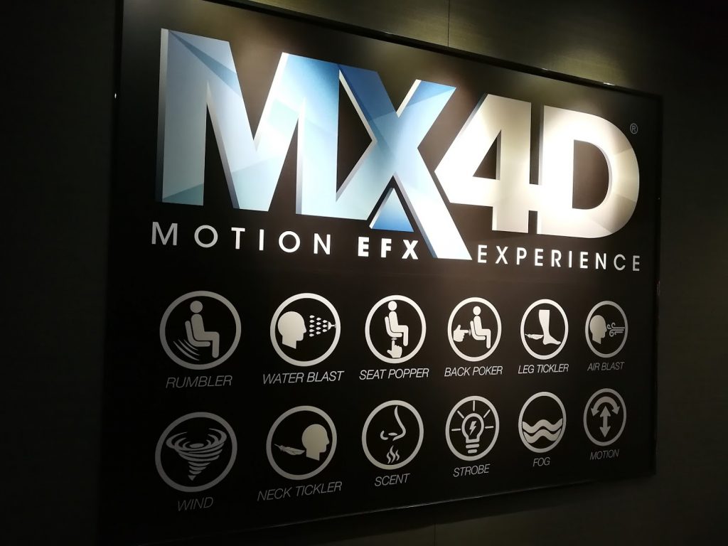 MX4Dの看板