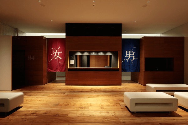 露天風呂ありの東京のオシャレ銭湯天然温泉久松湯のエントランス