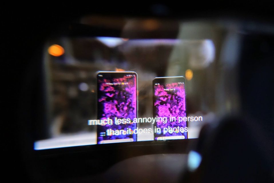 moviemaskの内部のスマートフォンでyoutubeのpixel3の動画を